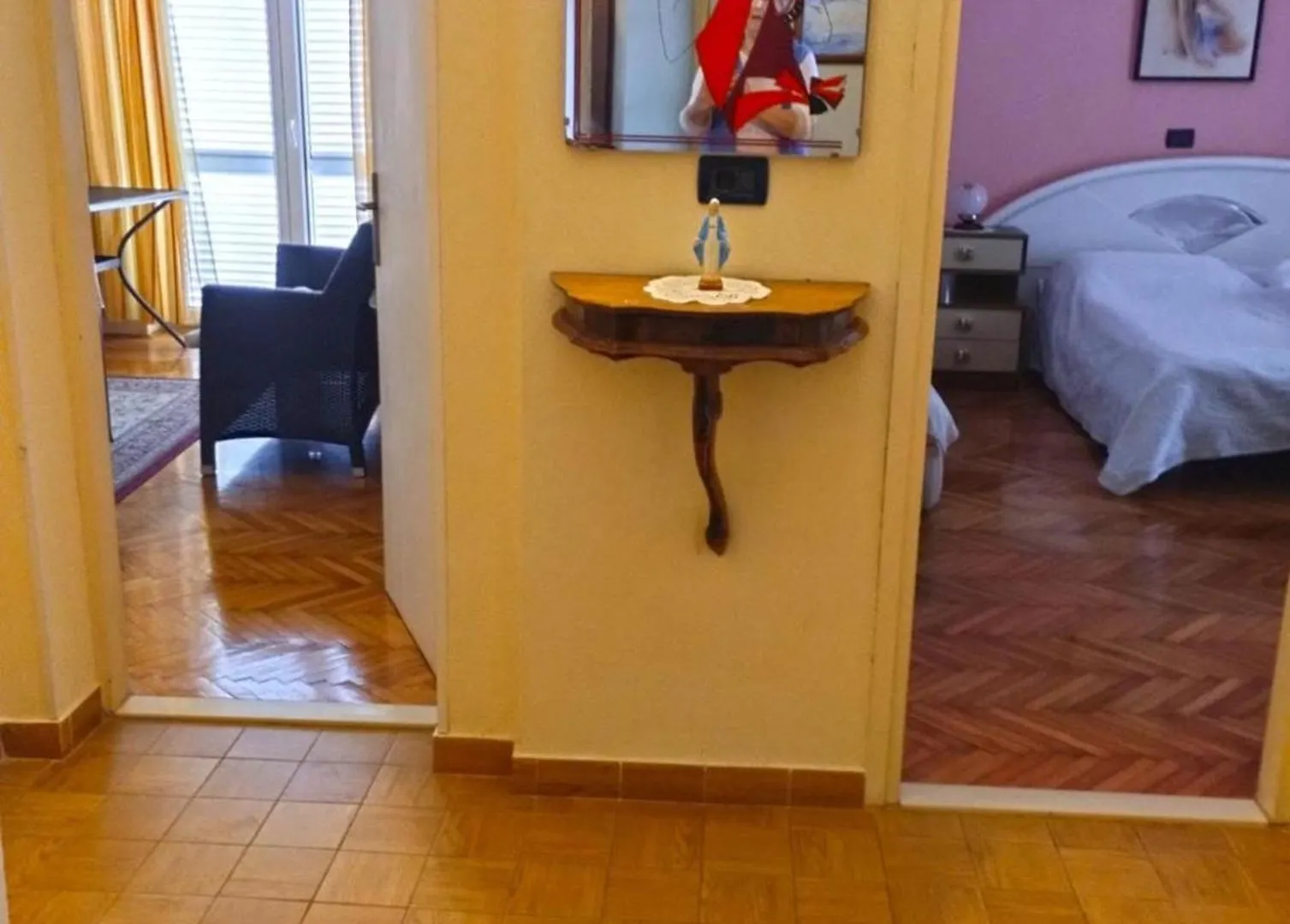 Charming Apartment In Umag With Balcony