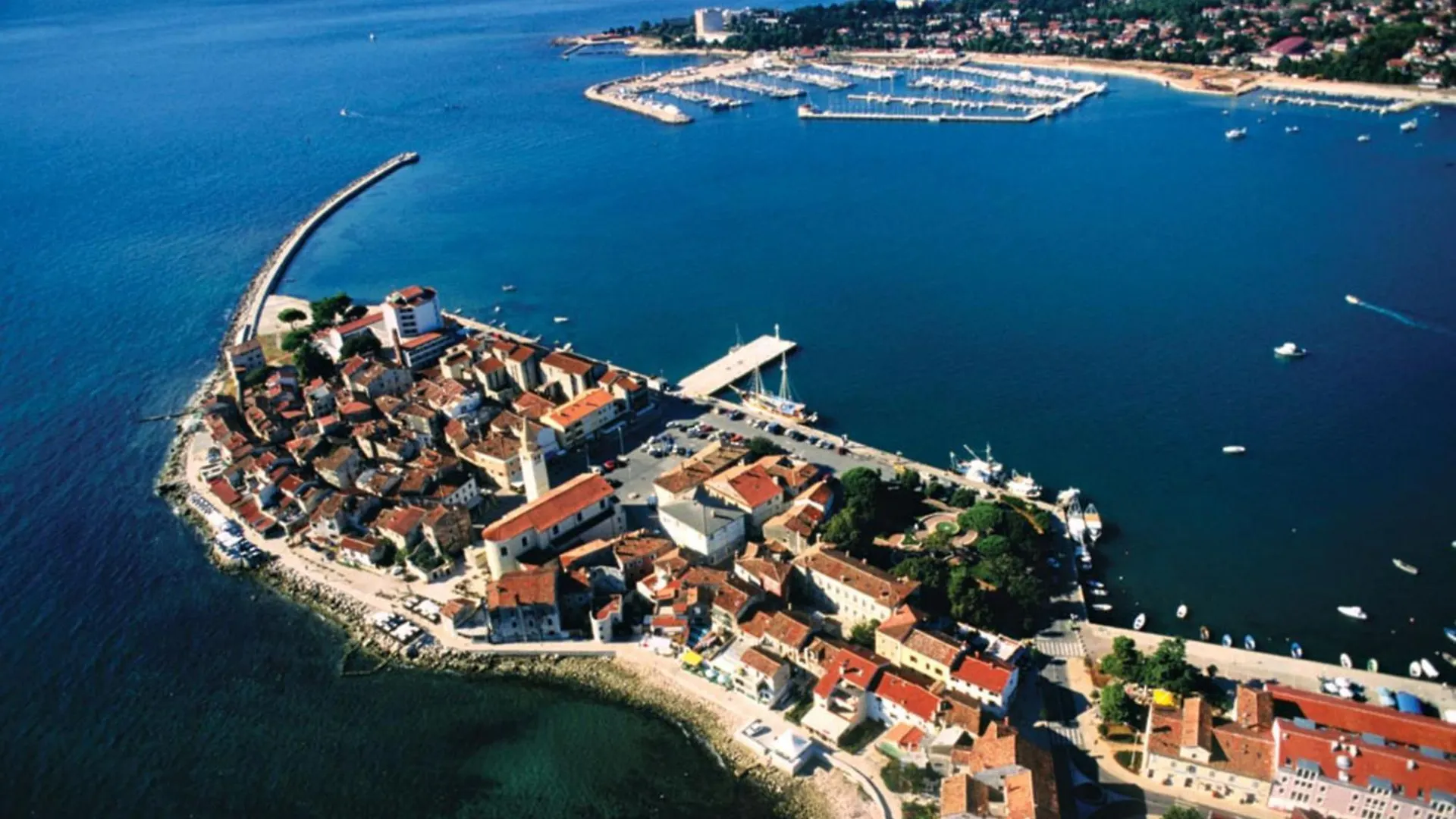 Charming Apartment In Umag With Balcony