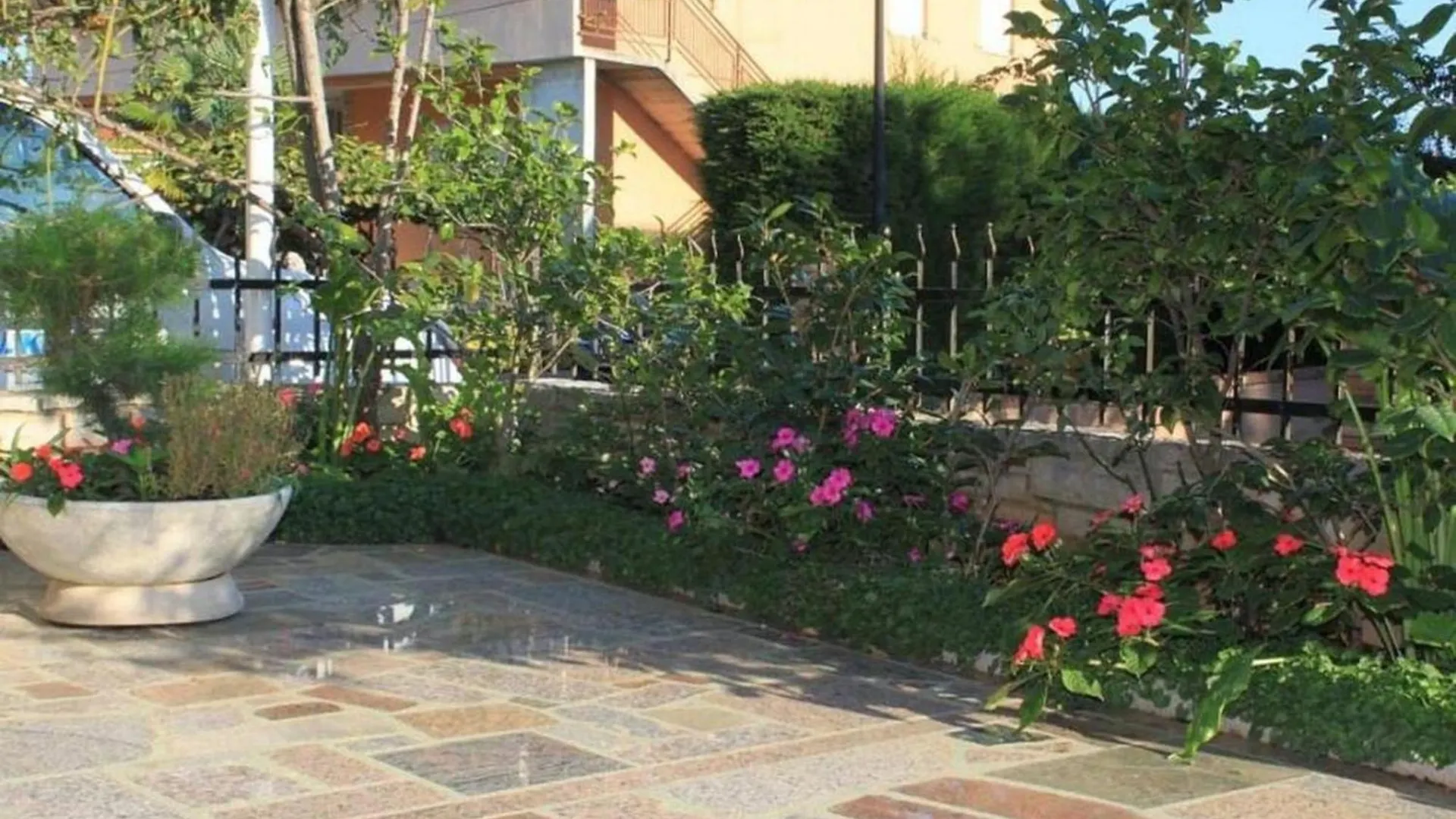 Charming Apartment In Umag With Balcony