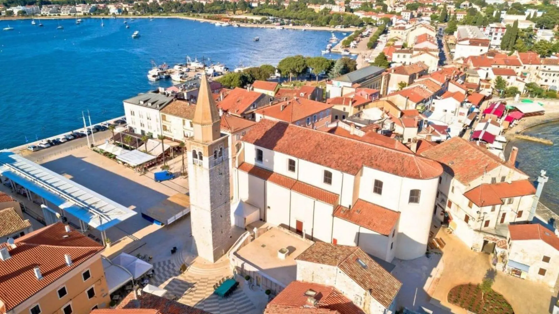 Charming Apartment In Umag With Balcony